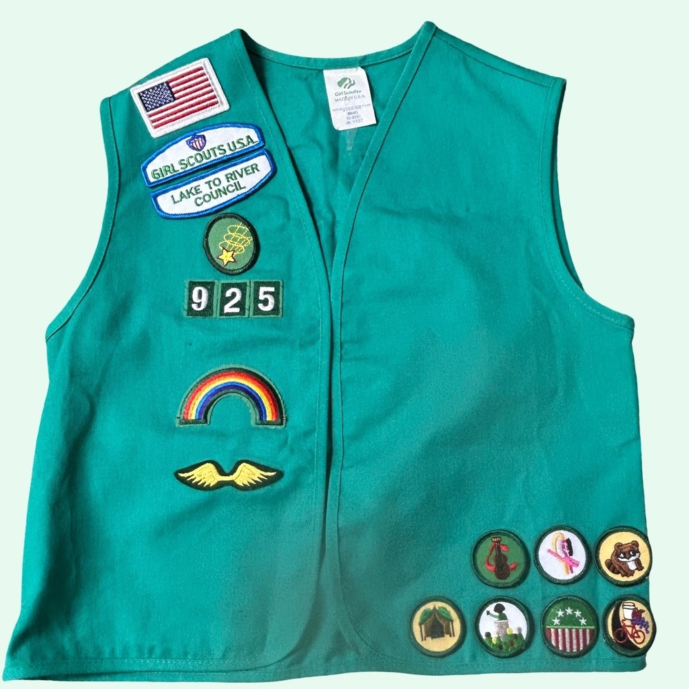 Girl‎ Scouts USA Junior Vest Size M Green 2005 Lake To River Patches